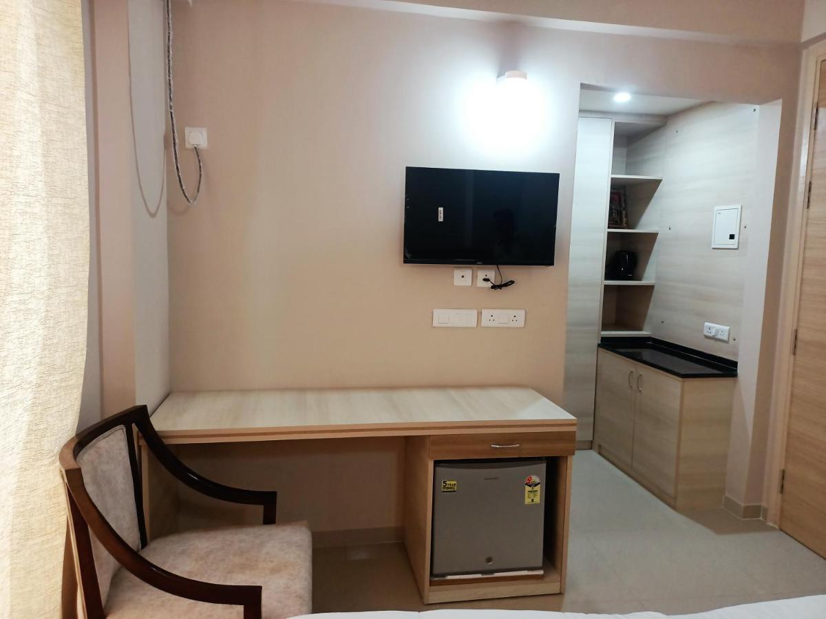 Vrindavan Inn Exteriör bild